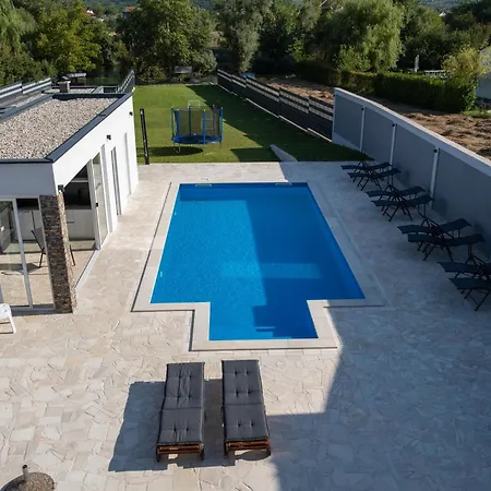 Verona Villa *